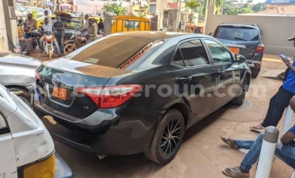 Acheter Occasion Voiture Toyota Corolla Noir à Yaoundé, Central Cameroon Acheter Occasion Voiture Toyota Corolla Noir à Yaoundé, Central Cameroon