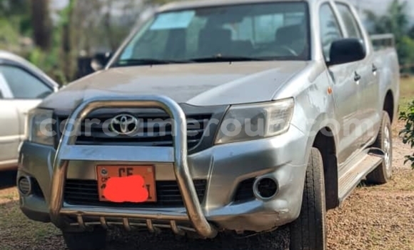 Buy Used Toyota Hiluxe VIGO Silver Car in Yaounde in Central Cameroon