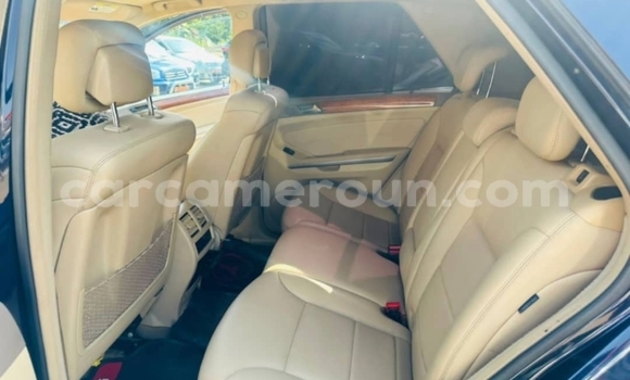 Acheter Occasion Voiture Mercedes‒Benz ML–Class Bleu à Yaoundé, Central Cameroon Acheter Occasion Voiture Mercedes‒Benz ML–Class Bleu à Yaoundé, Central Cameroon