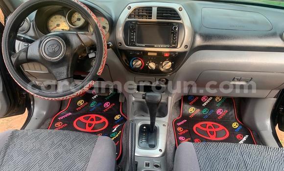 Sayi Na hannu Toyota RAV4 Black Mota in Yaounde a Babban Kamaru Sayi Na hannu Toyota RAV4 Black Mota in Yaounde a Babban Kamaru