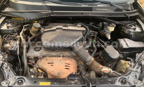 Sayi Na hannu Toyota RAV4 Black Mota in Yaounde a Babban Kamaru Sayi Na hannu Toyota RAV4 Black Mota in Yaounde a Babban Kamaru