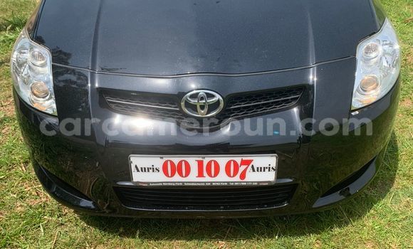 Sayi Sabo Toyota Auris Black Mota in Yaounde a Babban Kamaru Sayi Sabo Toyota Auris Black Mota in Yaounde a Babban Kamaru