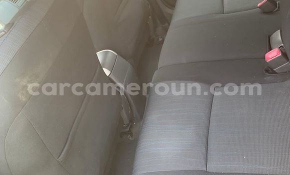 Sayi Sabo Toyota Auris Black Mota in Yaounde a Babban Kamaru Sayi Sabo Toyota Auris Black Mota in Yaounde a Babban Kamaru