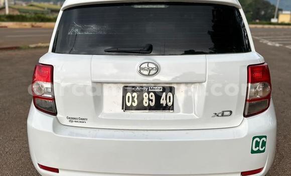 Sayi Na hannu Toyota Urban Cruiser White Mota in Yaounde a Babban Kamaru Sayi Na hannu Toyota Urban Cruiser White Mota in Yaounde a Babban Kamaru