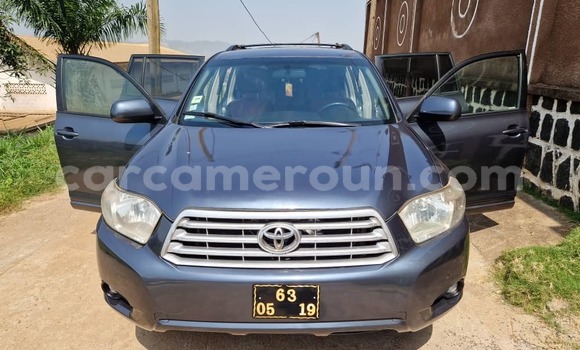 Acheter Occasion Voiture Toyota Highlander Gris à Yaoundé, Central Cameroon