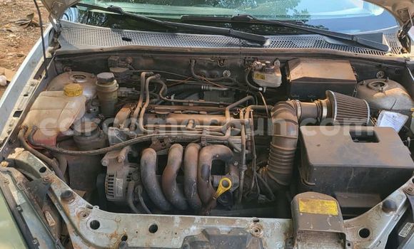 Sayi Na hannu Ford Focus Azurfa Mota in Yaounde a Babban Kamaru Sayi Na hannu Ford Focus Azurfa Mota in Yaounde a Babban Kamaru