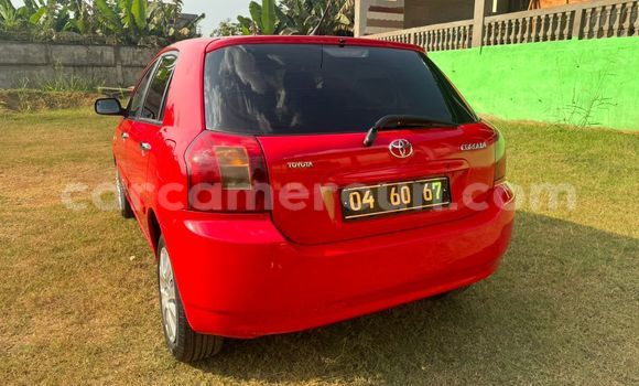 Sayi Na hannu Toyota Corolla Red Mota in Yaounde a Babban Kamaru Sayi Na hannu Toyota Corolla Red Mota in Yaounde a Babban Kamaru