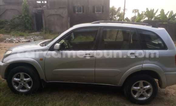 Acheter Occasion Voiture Toyota RAV4 Gris à Douala, Littoral Cameroon Acheter Occasion Voiture Toyota RAV4 Gris à Douala, Littoral Cameroon