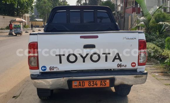Buy Used Toyota Hiluxe VIGO White Car in Douala in Littoral Cameroon Buy Used Toyota Hiluxe VIGO White Car in Douala in Littoral Cameroon