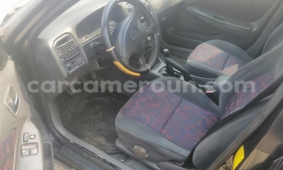 Acheter Occasion Voiture Toyota Avensis Vert à Douala, Littoral Cameroon Acheter Occasion Voiture Toyota Avensis Vert à Douala, Littoral Cameroon