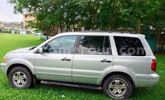 Sayi Na hannu Honda Pilot Azurfa Mota in Douala a Ƙasar Kamaru