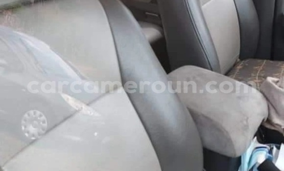 Sayi Na hannu Mitsubishi Pajero Azurfa Mota in Yaounde a Babban Kamaru Sayi Na hannu Mitsubishi Pajero Azurfa Mota in Yaounde a Babban Kamaru