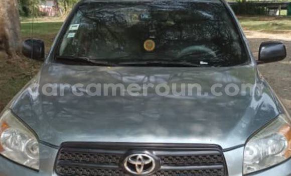 Acheter Occasion Voiture Toyota RAV4 Bleu à Douala, Littoral Cameroon Acheter Occasion Voiture Toyota RAV4 Bleu à Douala, Littoral Cameroon