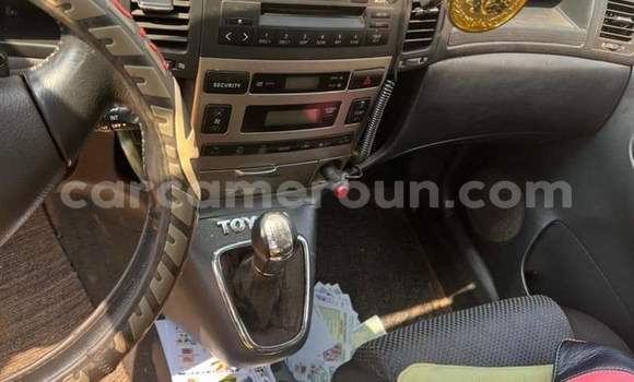 Sayi Na hannu Toyota Corolla Blue Mota in Yaounde a Babban Kamaru Sayi Na hannu Toyota Corolla Blue Mota in Yaounde a Babban Kamaru