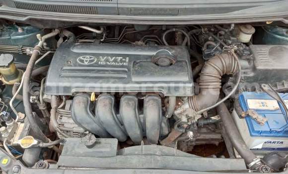 Sayi Na hannu Toyota Corolla Blue Mota in Yaounde a Babban Kamaru Sayi Na hannu Toyota Corolla Blue Mota in Yaounde a Babban Kamaru