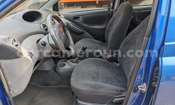 Acheter Occasion Voiture Toyota Yaris Bleu à Yaoundé, Central Cameroon Acheter Occasion Voiture Toyota Yaris Bleu à Yaoundé, Central Cameroon
