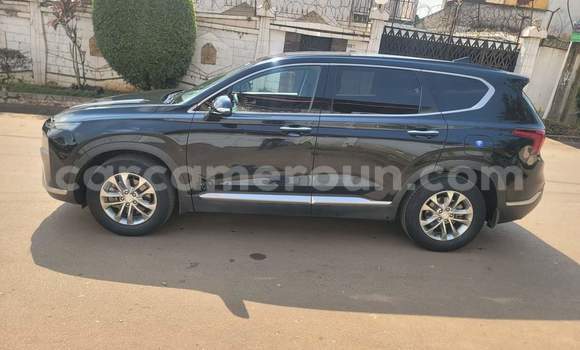 Acheter Occasion Voiture Hyundai Santa Fe Noir à Yaoundé, Central Cameroon Acheter Occasion Voiture Hyundai Santa Fe Noir à Yaoundé, Central Cameroon