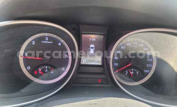 Acheter Occasion Voiture Hyundai Santa Fe Blanc à Yaoundé, Central Cameroon Acheter Occasion Voiture Hyundai Santa Fe Blanc à Yaoundé, Central Cameroon