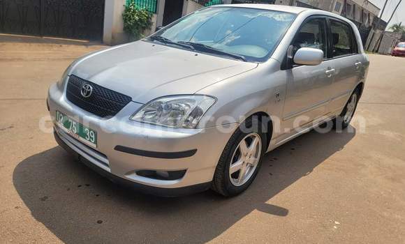 Acheter Occasion Voiture Toyota Corolla Gris à Yaoundé, Central Cameroon Acheter Occasion Voiture Toyota Corolla Gris à Yaoundé, Central Cameroon