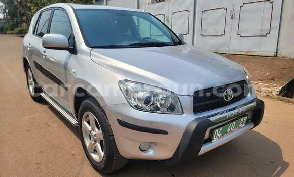 Acheter Occasion Voiture Toyota RAV4 Gris à Yaoundé, Central Cameroon
