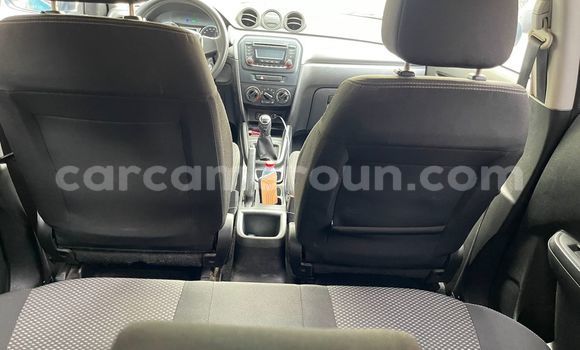 Acheter Occasion Voiture Suzuki Vitara Bleu à Douala, Littoral Cameroon Acheter Occasion Voiture Suzuki Vitara Bleu à Douala, Littoral Cameroon