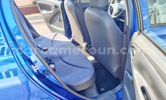 Acheter Occasion Voiture Toyota Yaris Bleu à Yaoundé, Central Cameroon Acheter Occasion Voiture Toyota Yaris Bleu à Yaoundé, Central Cameroon