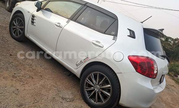 Buy Used Toyota Auris White Car in Yaounde in Central Cameroon Buy Used Toyota Auris White Car in Yaounde in Central Cameroon