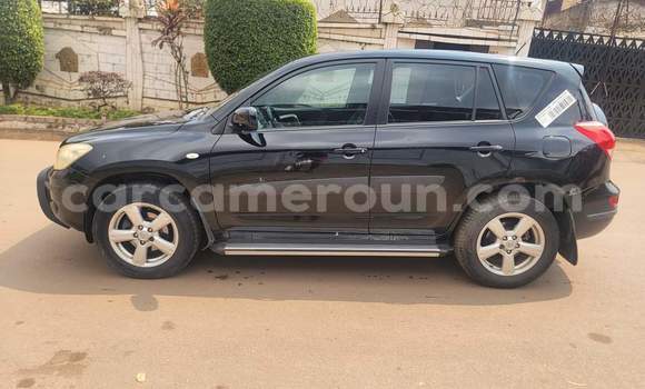 Acheter Occasion Voiture Toyota RAV4 Noir à Yaoundé, Central Cameroon Acheter Occasion Voiture Toyota RAV4 Noir à Yaoundé, Central Cameroon