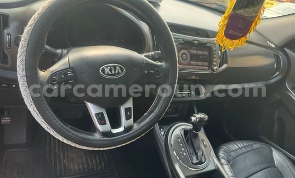 Sayi Na hannu Kia Sportage Black Mota in Yaounde a Babban Kamaru Sayi Na hannu Kia Sportage Black Mota in Yaounde a Babban Kamaru