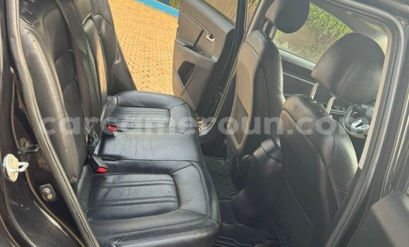 Sayi Na hannu Kia Sportage Black Mota in Yaounde a Babban Kamaru Sayi Na hannu Kia Sportage Black Mota in Yaounde a Babban Kamaru