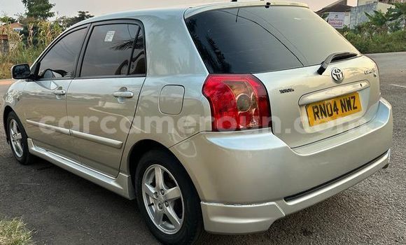 Sayi Na hannu Toyota Corolla M Mota in Yaounde a Babban Kamaru Sayi Na hannu Toyota Corolla M Mota in Yaounde a Babban Kamaru