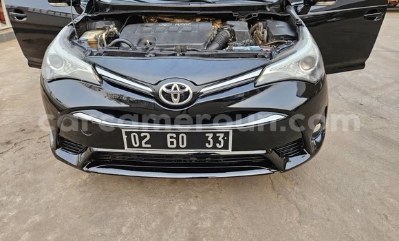 Sayi Na hannu Toyota Avensis Black Mota in Yaounde a Babban Kamaru Sayi Na hannu Toyota Avensis Black Mota in Yaounde a Babban Kamaru
