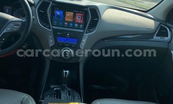 Acheter Occasion Voiture Hyundai Santa Fe Noir à Douala, Littoral Cameroon Acheter Occasion Voiture Hyundai Santa Fe Noir à Douala, Littoral Cameroon