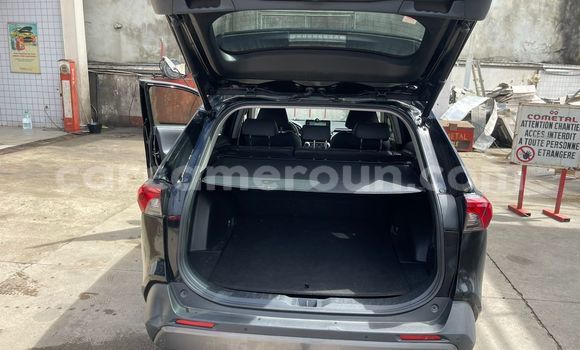 Acheter Occasion Voiture Toyota RAV4 Noir à Douala, Littoral Cameroon Acheter Occasion Voiture Toyota RAV4 Noir à Douala, Littoral Cameroon