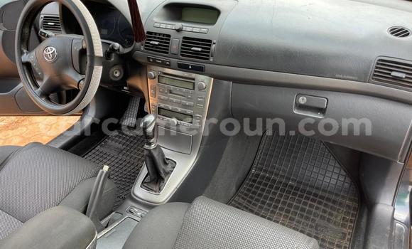 Sayi Na hannu Toyota Avensis Black Mota in Yaounde a Babban Kamaru Sayi Na hannu Toyota Avensis Black Mota in Yaounde a Babban Kamaru