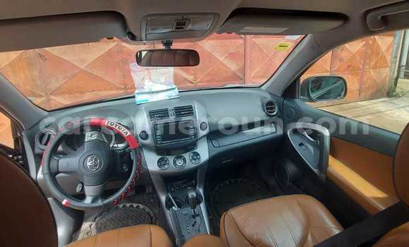 Acheter Occasion Voiture Toyota RAV4 Noir à Douala, Littoral Cameroon Acheter Occasion Voiture Toyota RAV4 Noir à Douala, Littoral Cameroon