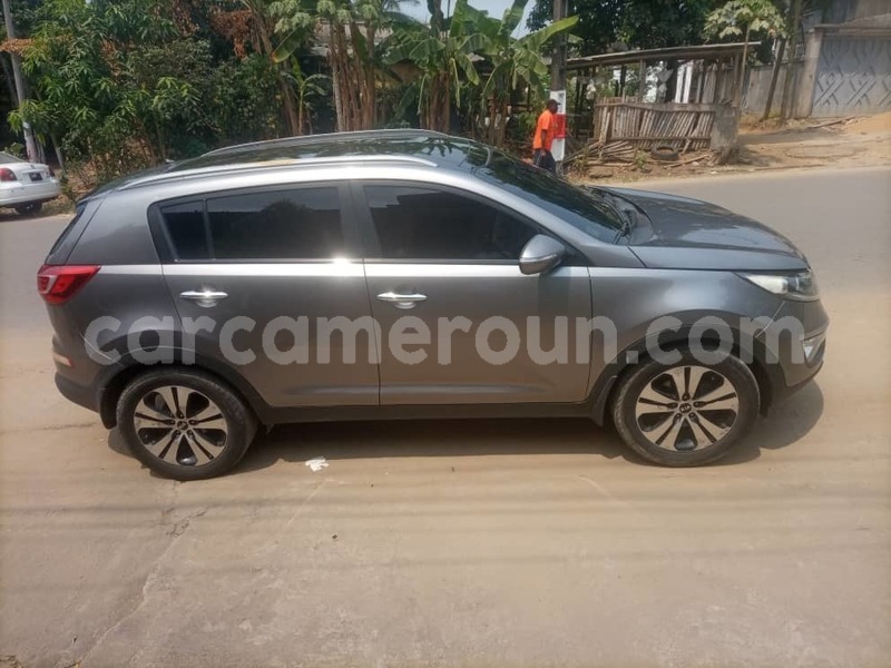 Big with watermark kia sportage littoral cameroon douala 11404