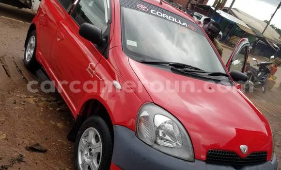 Sayi Na hannu Toyota Yaris Red Mota in Douala a Ƙasar Kamaru Sayi Na hannu Toyota Yaris Red Mota in Douala a Ƙasar Kamaru