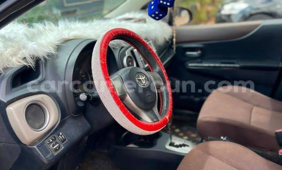 Acheter Occasion Voiture Toyota Vitz Noir à Douala, Littoral Cameroon Acheter Occasion Voiture Toyota Vitz Noir à Douala, Littoral Cameroon