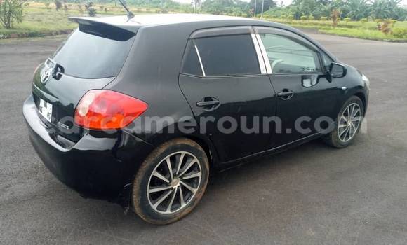Sayi Na hannu Toyota Auris Black Mota in Douala a Ƙasar Kamaru Sayi Na hannu Toyota Auris Black Mota in Douala a Ƙasar Kamaru