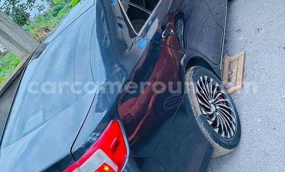 Sayi Na hannu Toyota Yaris Sauran Mota in Douala a Ƙasar Kamaru Sayi Na hannu Toyota Yaris Sauran Mota in Douala a Ƙasar Kamaru