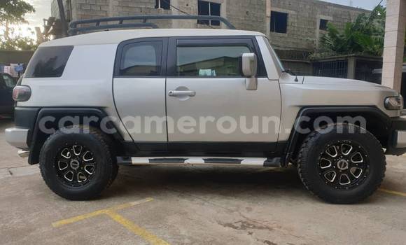 Acheter Occasion Voiture Toyota FJ Cruiser Autre à Douala, Littoral Cameroon Acheter Occasion Voiture Toyota FJ Cruiser Autre à Douala, Littoral Cameroon