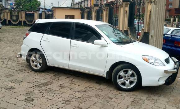 Acheter Occasion Voiture Toyota Matrix Blanc à Douala, Littoral Cameroon Acheter Occasion Voiture Toyota Matrix Blanc à Douala, Littoral Cameroon