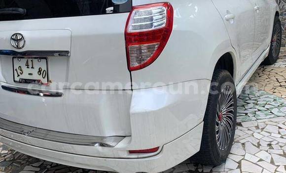 Buy Used Toyota Vanguard White Car in Douala in Littoral Cameroon Buy Used Toyota Vanguard White Car in Douala in Littoral Cameroon