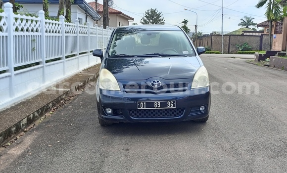 Acheter Occasion Voiture Toyota Corolla Verso Noir à Yaoundé, Central Cameroon Acheter Occasion Voiture Toyota Corolla Verso Noir à Yaoundé, Central Cameroon