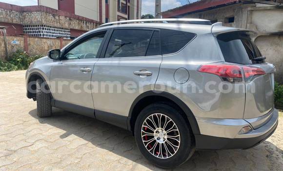 Acheter Occasion Voiture Toyota RAV4 Autre à Douala, Littoral Cameroon Acheter Occasion Voiture Toyota RAV4 Autre à Douala, Littoral Cameroon