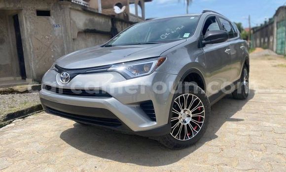 Acheter Occasion Voiture Toyota RAV4 Autre à Douala, Littoral Cameroon Acheter Occasion Voiture Toyota RAV4 Autre à Douala, Littoral Cameroon