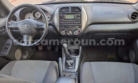Acheter Occasion Voiture Toyota RAV4 Marron à Yaoundé, Central Cameroon Acheter Occasion Voiture Toyota RAV4 Marron à Yaoundé, Central Cameroon