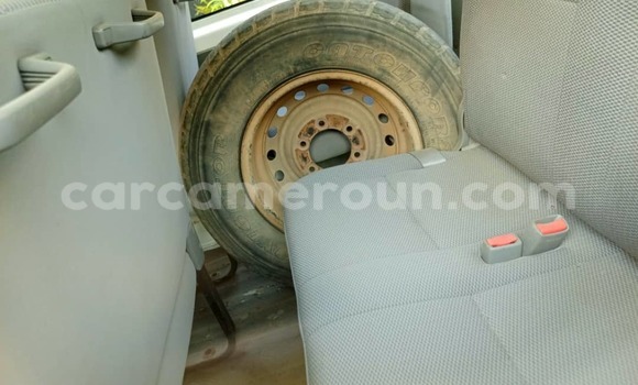 Buy Used Toyota Hiace White Car in Douala in Littoral Cameroon Buy Used Toyota Hiace White Car in Douala in Littoral Cameroon