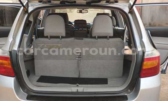 Sayi Na hannu Toyota Highlander M Mota in Yaounde a Babban Kamaru Sayi Na hannu Toyota Highlander M Mota in Yaounde a Babban Kamaru